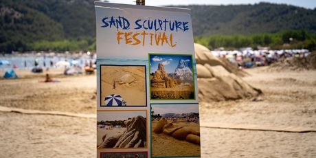 Festival skulptura u pijesku na Rajskoj plaži na Rabu - 2