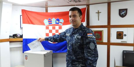 Za hrvatske vojnike na dužnosti ili na misiji organizirana posebna biračka mjesta - 6