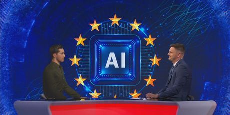 Teo, AI politički komentator i Dino Goleš, reporter Dnevnika Nove TV - 1