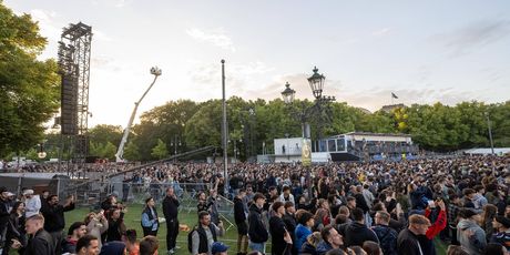 Najveći nogometni gol postavljen ispred Brandenburških vrata u Berlinu - 2
