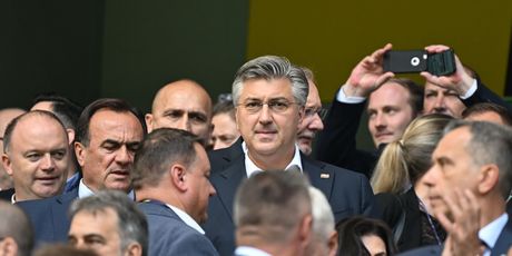 Plenković na utakmici Hrvatska - Albanija - 3