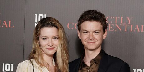 Talulah Riley i Thomas Brodie-Sangster - 1