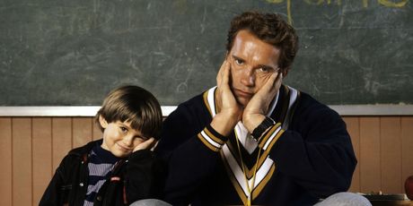 Arnold Schwarzenegger i Miko Hughes u ''Kindergarten Cop'' - 4