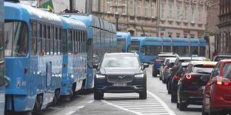 Zastoj tramvaja u Vlaškoj zbog nestanka struje - 5