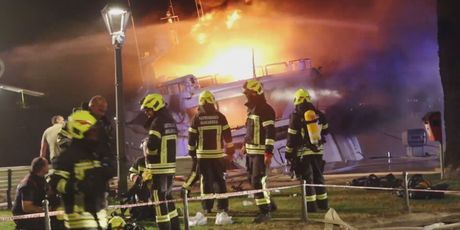 Požar na jahti u Makarskoj - 6