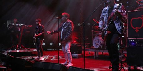 Crvena jabuka u Zadru - 4