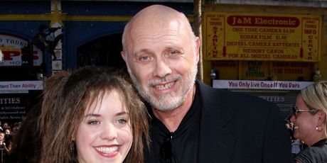 Hector Elizondo s unukom