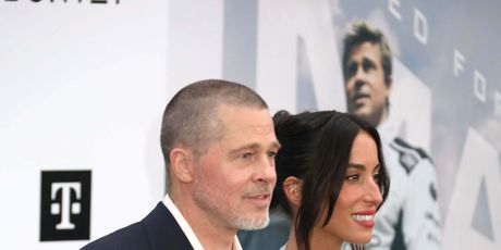 Brad Pitt, Ines de Ramon