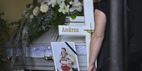Posljednji ispraćaj Andreje Kosinec - 16