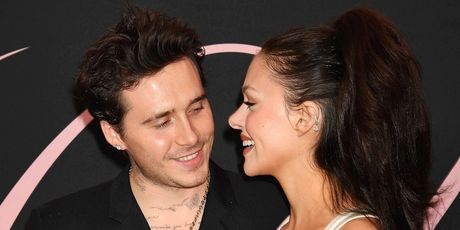 Brooklyn Beckham sa suprugom