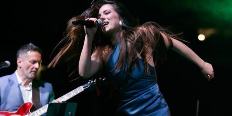 Ana Uršula Najev - 1