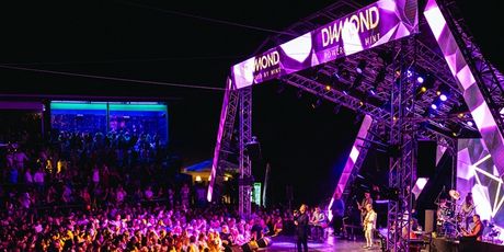 Zdravko Čolić otvorio klub na Krku