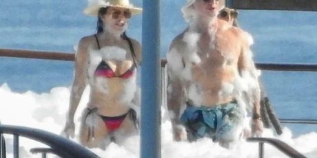 Jeff Bezos i Lauren Sanchez na Cresu