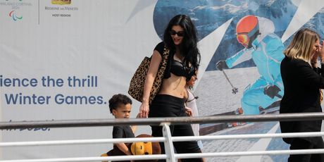 Kylie Jenner - 1