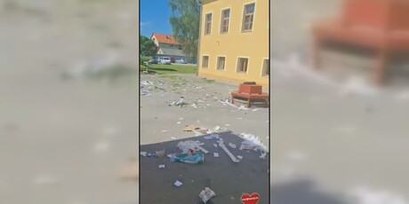 Maturanti demolirali srednju školu - 4