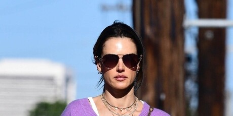 Alessandra Ambrosio - 4