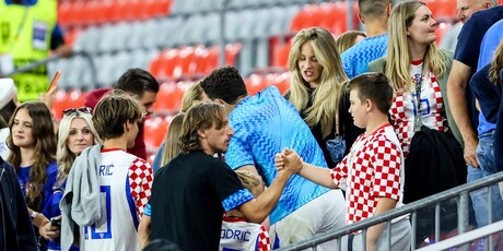 Vatreni s obitelji - 9