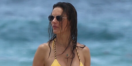Alessandra Ambrosio - 2