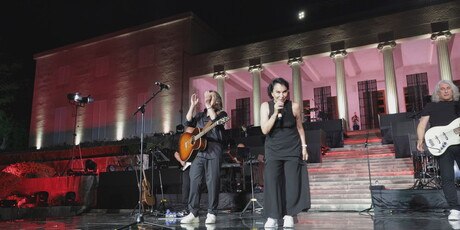 In Magazin: Ricchi e Poveri - 5