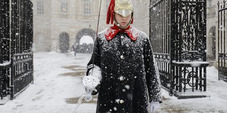 Snijeg u Londonu (Foto: AFP)