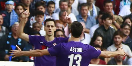 Nikola Kalinić i Davide Astori (Foto: AFP)