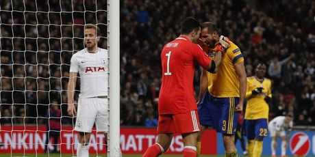 Gianluigi Buffon i Giorgio Chiellini (Foto: AFP)