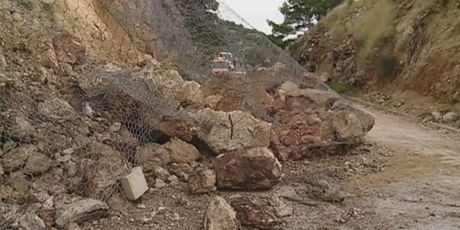 Odron stijena (Video: Dnevnik Nove TV) - 1