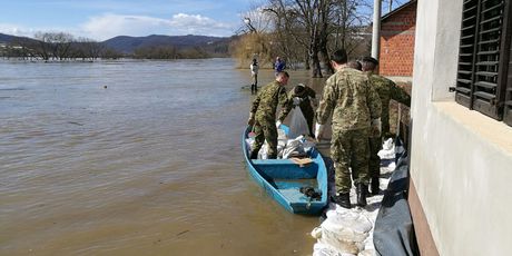 Poplave u Hrvatskoj Kostajnici (Foto: Dino Goleš/dnevnik.hr) - 3