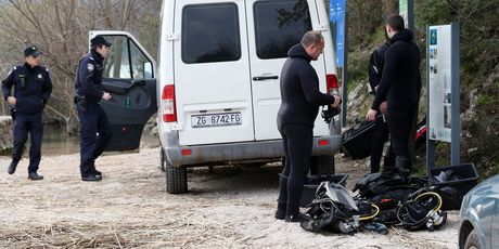 Potraga za maloljetnikom u Visovačkom jezeru (Foto: Pixell) - 2