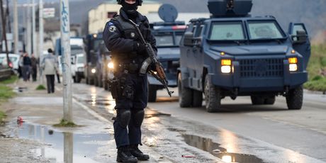 Neredi na Kosovu (Foto: AFP)