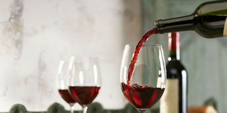 Pijuckajte vino
