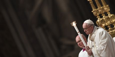 Papa Franjo predvodio Križni put (Foto: AFP) - 1