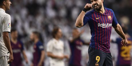 Reguilon, Suarez i Messi (Foto: AFP)