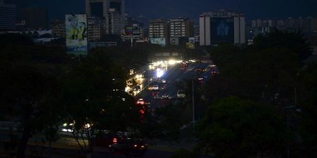 Venezuela bez struje (Foto: AFP)