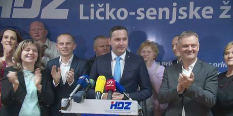 Konferencija za novinare HDZ-a nakon objave rezultata izbora u Lici (Foto: Dnevnik.hr) - 1