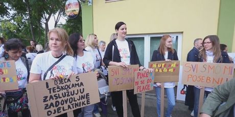 Učitelji i logopedi prosvjeduju zbog niskih plaća (Foto: Dnevnik.hr) - 2