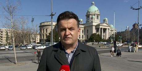 Andrija Jarak prati prosvjede u Beogradu (Foto: Dnevnik.hr)