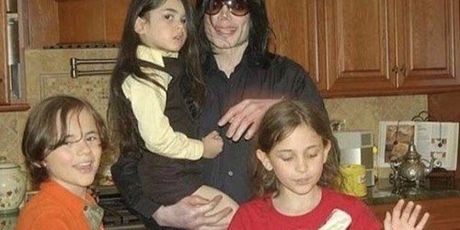 Michael Jackson i djeca (Foto: Profimedia)