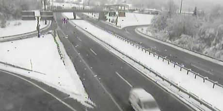 Snijeg na autocesti A6, ilustracija (Foto: screensot/HAK)