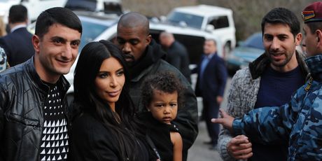 Kim Kardashian i North West (Foto: AFP)