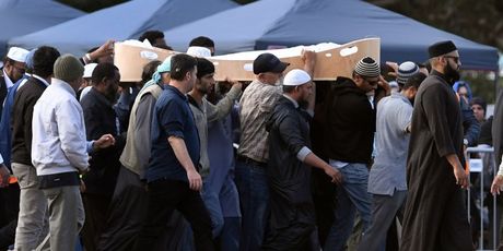 Na memorijalnom groblju Park u Christchurchu pokopane su prve žrtve prošlotjednog masakra u dvjema džamijama (Foto: AFP) - 3