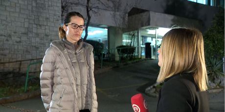 Katarina Jusić razgovara s majkom djevojčice oboljele od leukemije (Foto: Dnevnik.hr)
