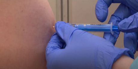 Krenulo masovno cijepljenje u RH, redovi veliki - 4