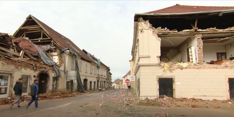 Oštećenje od potresa u Petrinji