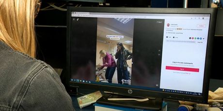 Ukrajinska TikTokerica - 1