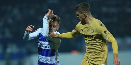 Luka Vušković u duelu s Omerovićem