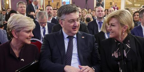 Andrej Plenković i Kolinda Grabar-Kitarović na ministarskom sastanku PTECCP-a - 3