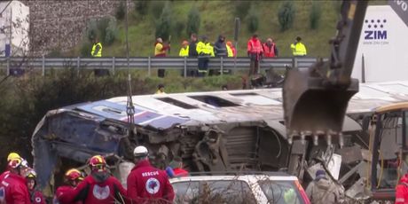 Potraga za žrtvama željezničke nesreće u Grčkoj - 1