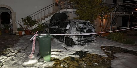 Izgorio automobil u Slatinama