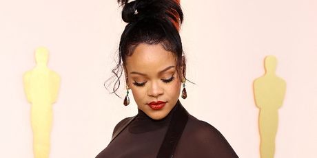 Rihanna - 4